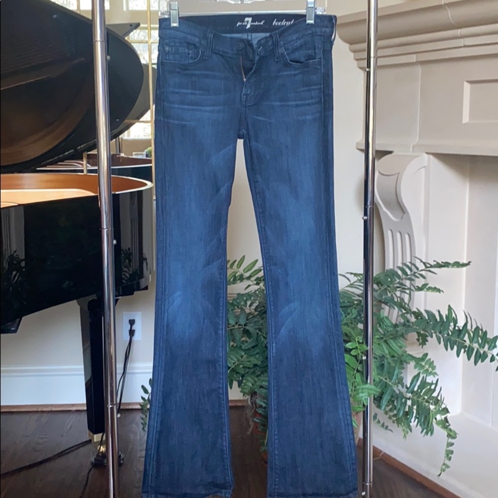 NEVER WORN Boot Cut 7 for All Mankind Jeans
